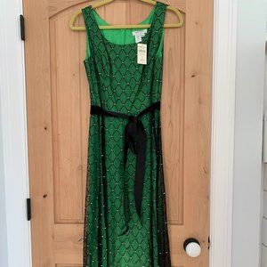 Green Diamond Dress with Cinched Velvet Waist Tie